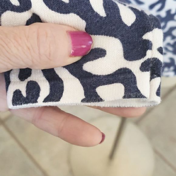 LILLY PULITZER Adelaide Vneck Cotton Sweater Navy Blue White Coral Pattern - Picture 8 of 11